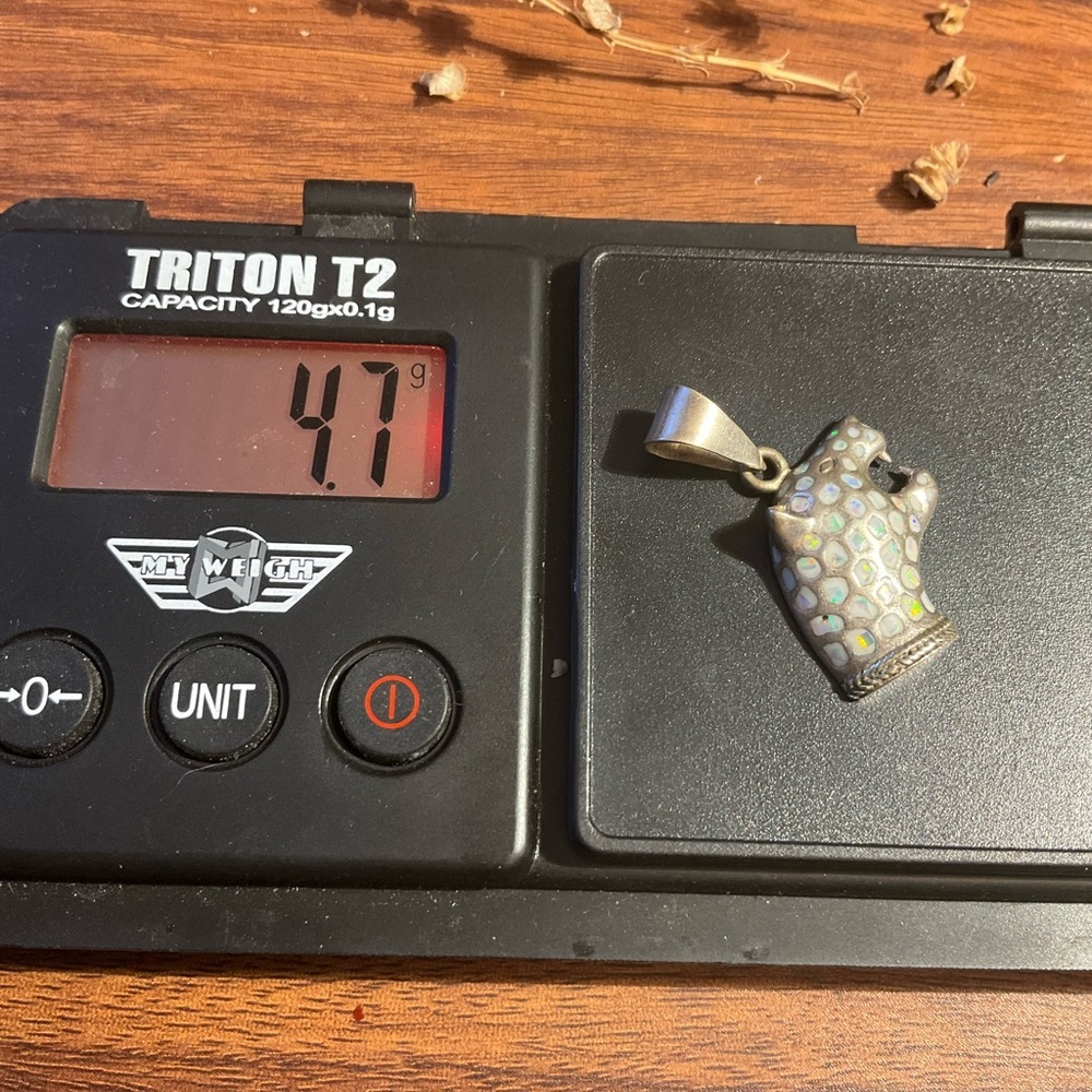 950 Silver & Opal Cat Pendant - Picture 7 of 7